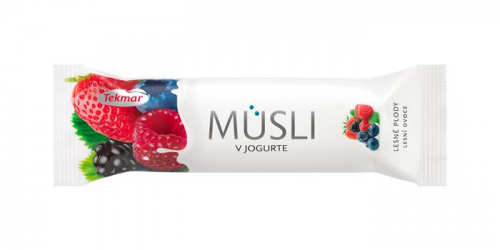 Müsli v jogurte lesné plody